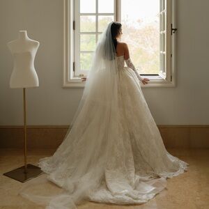 Elegant Lace Wedding Dress